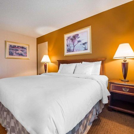 Clarion Inn And Events Center Pueblo North Luaran gambar