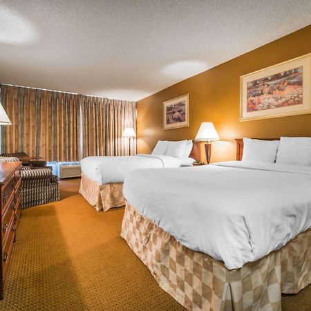 Clarion Inn And Events Center Pueblo North Luaran gambar