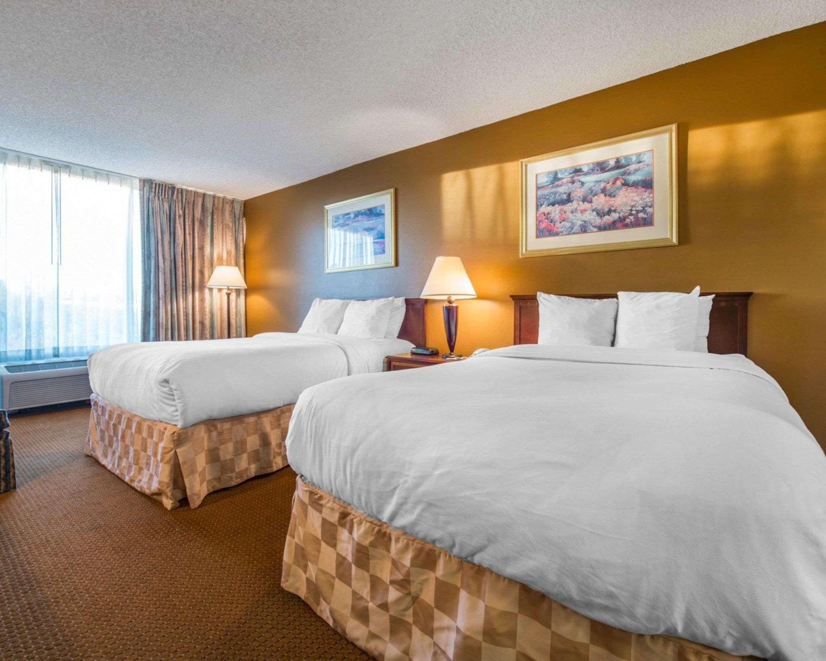Clarion Inn And Events Center Pueblo North Luaran gambar