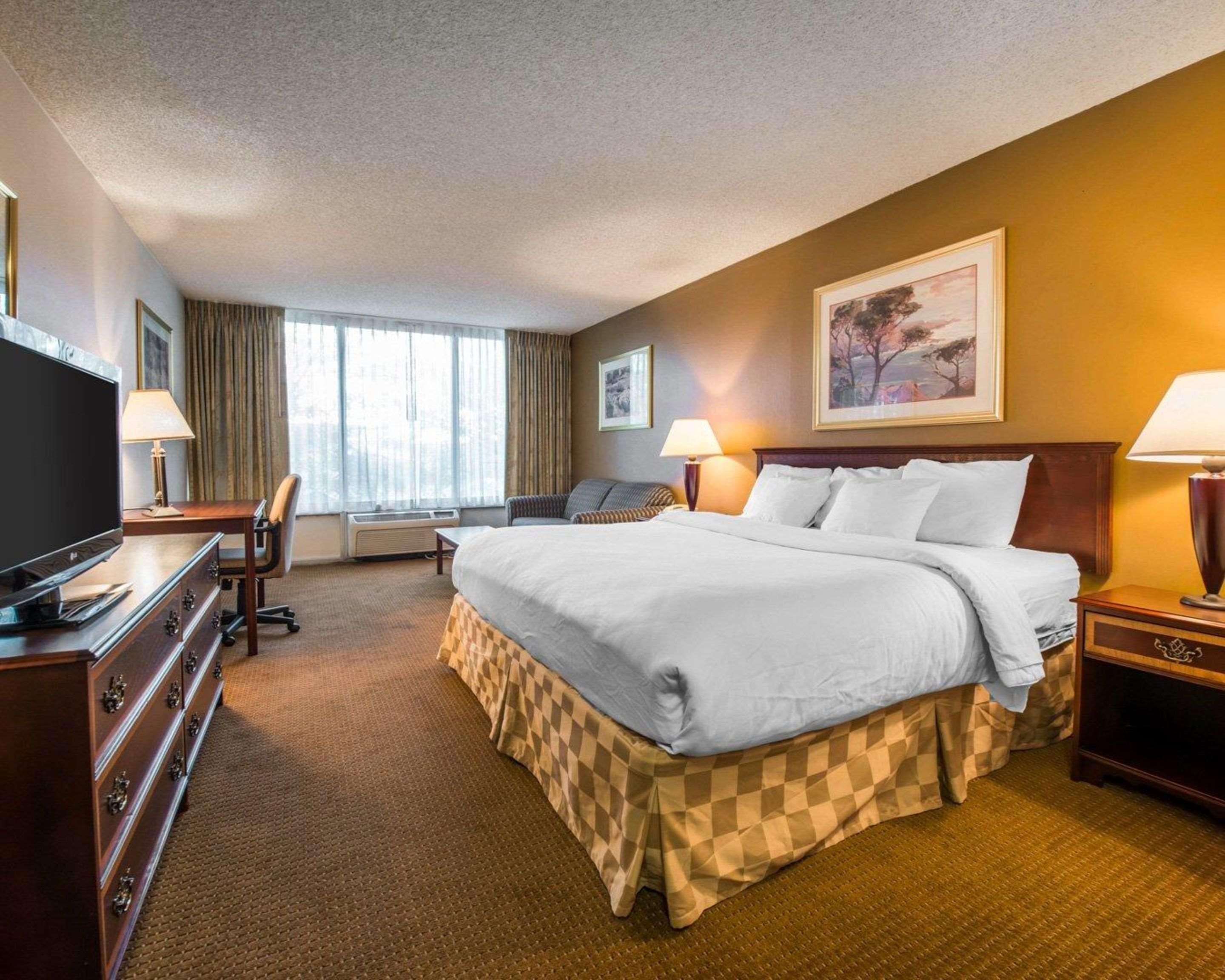 Clarion Inn And Events Center Pueblo North Luaran gambar