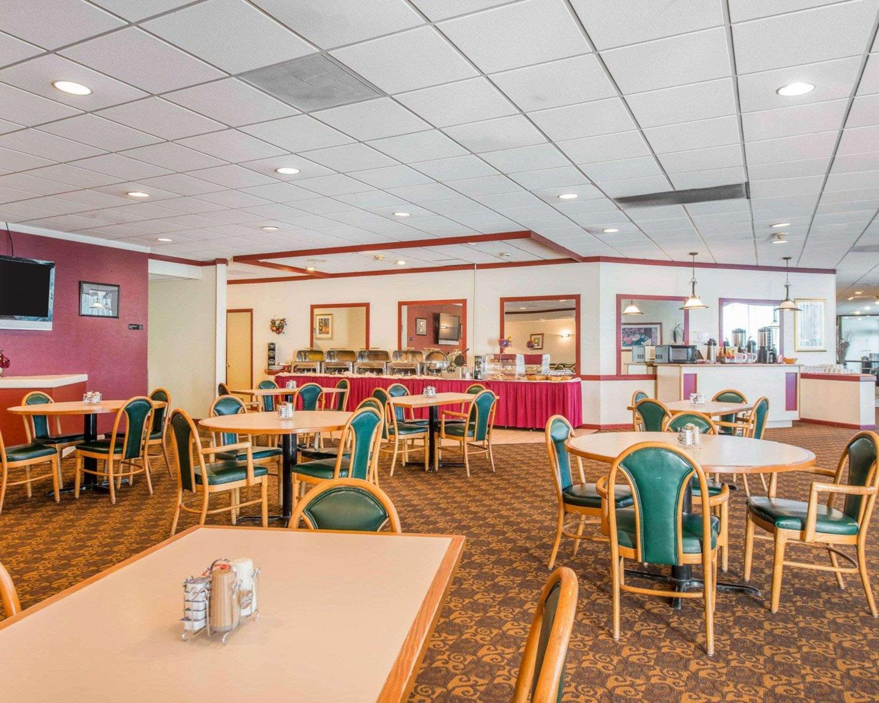 Clarion Inn And Events Center Pueblo North Luaran gambar