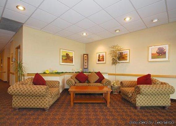 Clarion Inn And Events Center Pueblo North Dalaman gambar