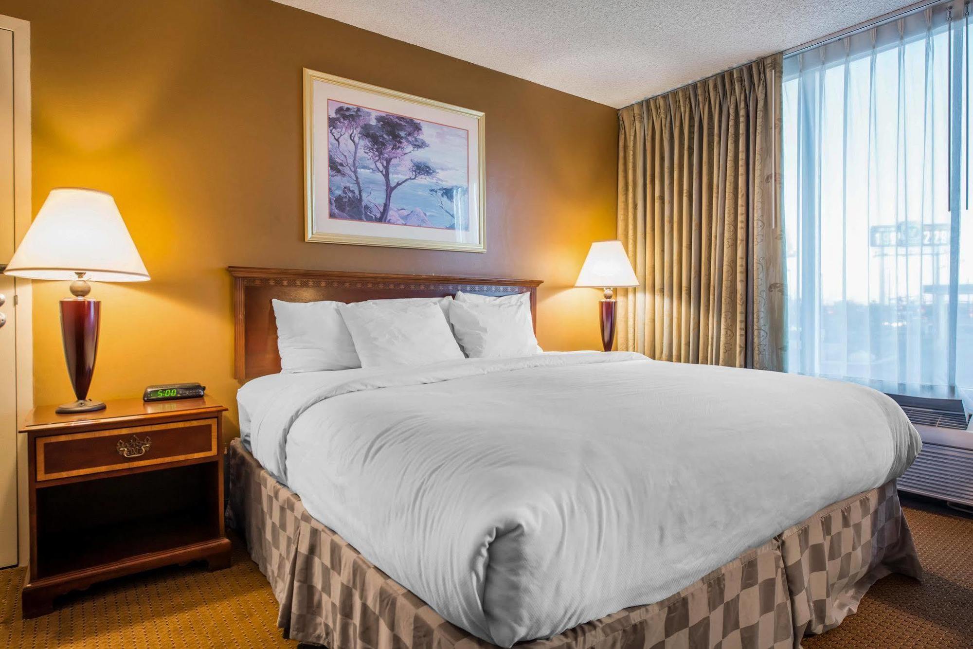 Clarion Inn And Events Center Pueblo North Luaran gambar