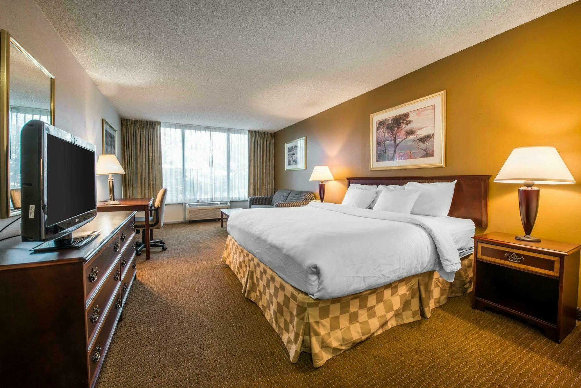 Clarion Inn And Events Center Pueblo North Luaran gambar